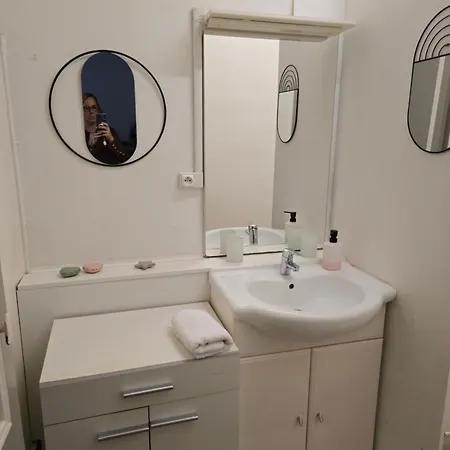 Les Tomettes Du Midi - Elegance & Authenticite