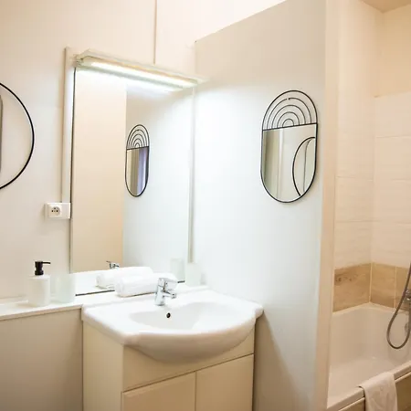 Les Tomettes Du Midi - Elegance & Authenticite Apartman Carcassone