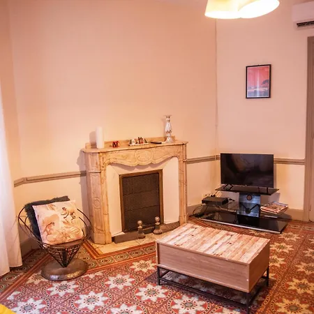 Les Tomettes Du Midi - Elegance & Authenticite Apartment Carcassonne